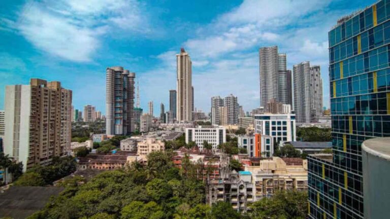 Qatar Airways Peshawar Office in Pakistan