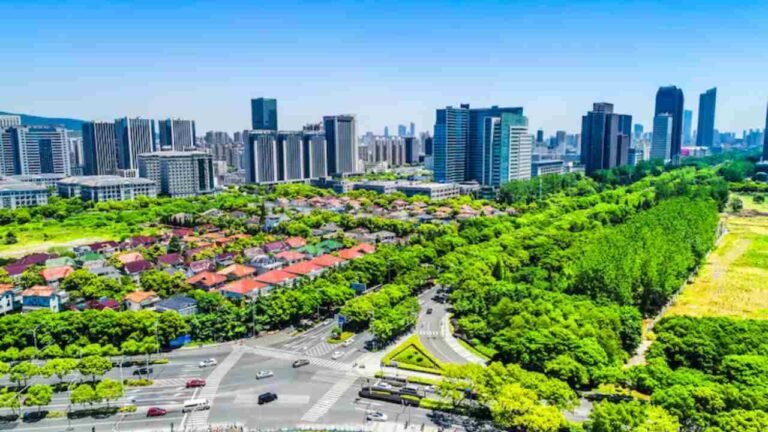Frontier Airlines SeaTac Office in Washington