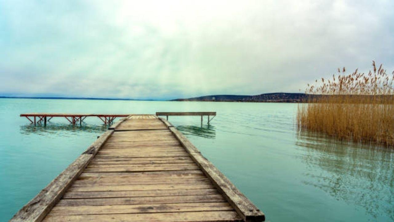 Jet2 Airlines Knock Office in Ireland