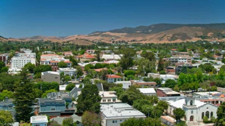 Spirit Airlines San Luis Talpa Office in El Salvador