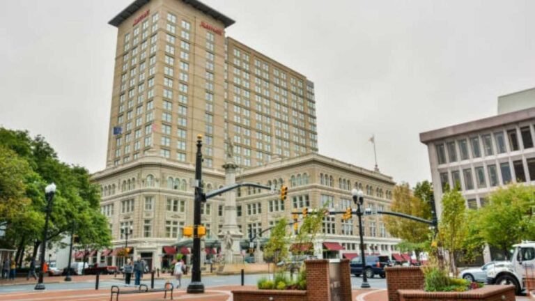 Iran Air Sahand Office in Iran