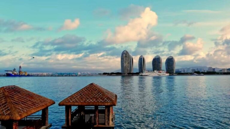 Juneyao Air Sanya Office in China