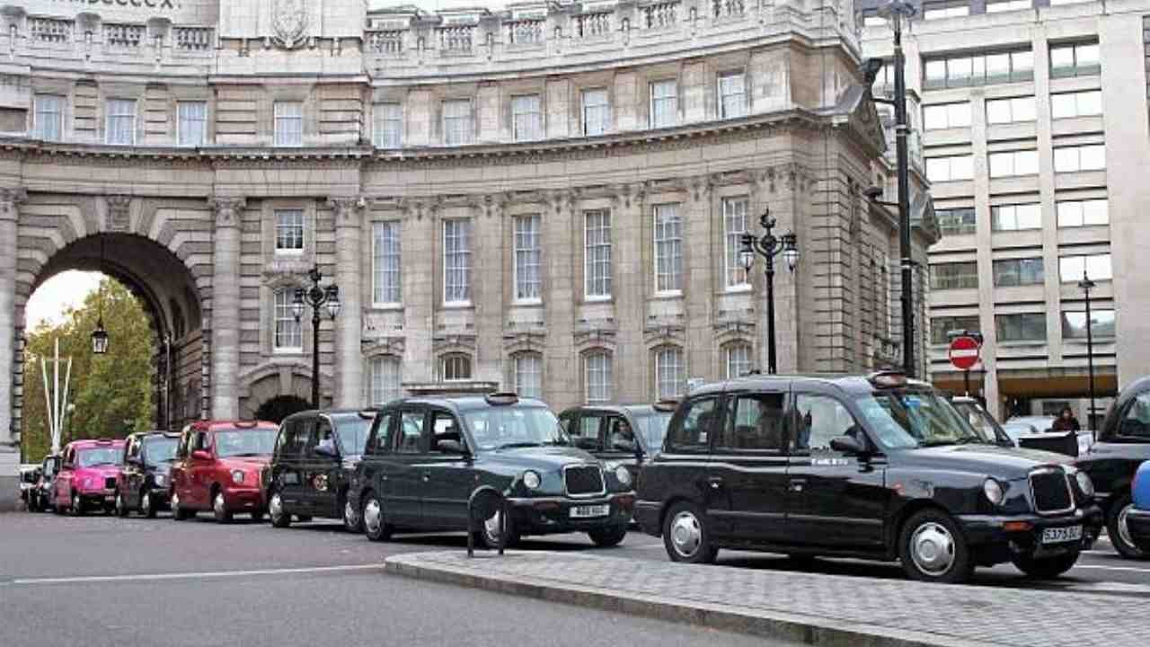 Air Borealis Fleet Office in England