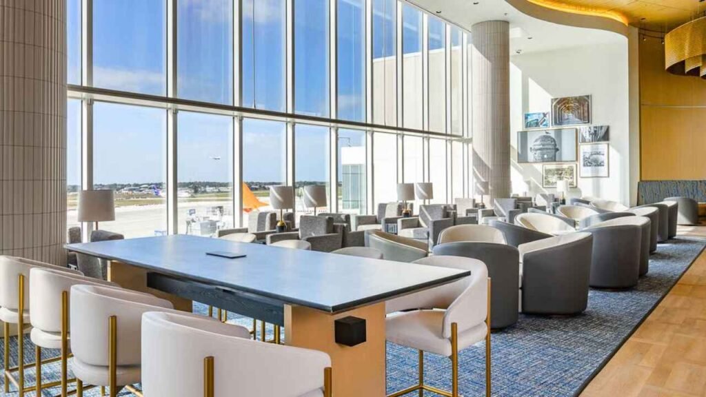 Plaza Premium Lounge at MCO